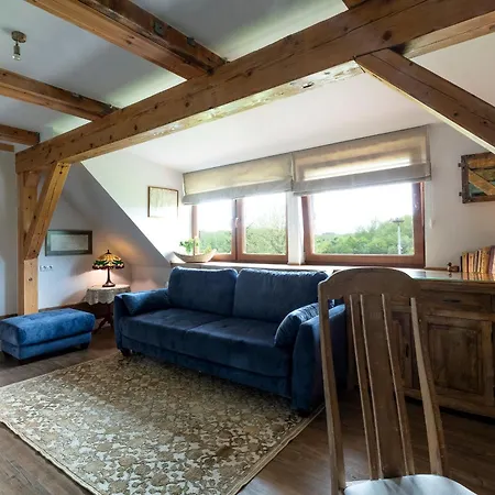 Chillout House Wyszowate Apartment